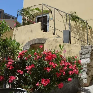 4* Inn Old Town